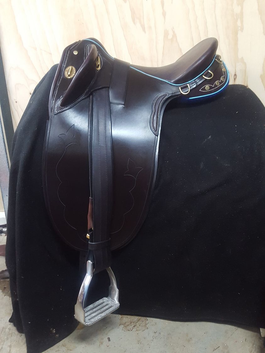 How traditional stock saddles have evolved to suit Australian conditions